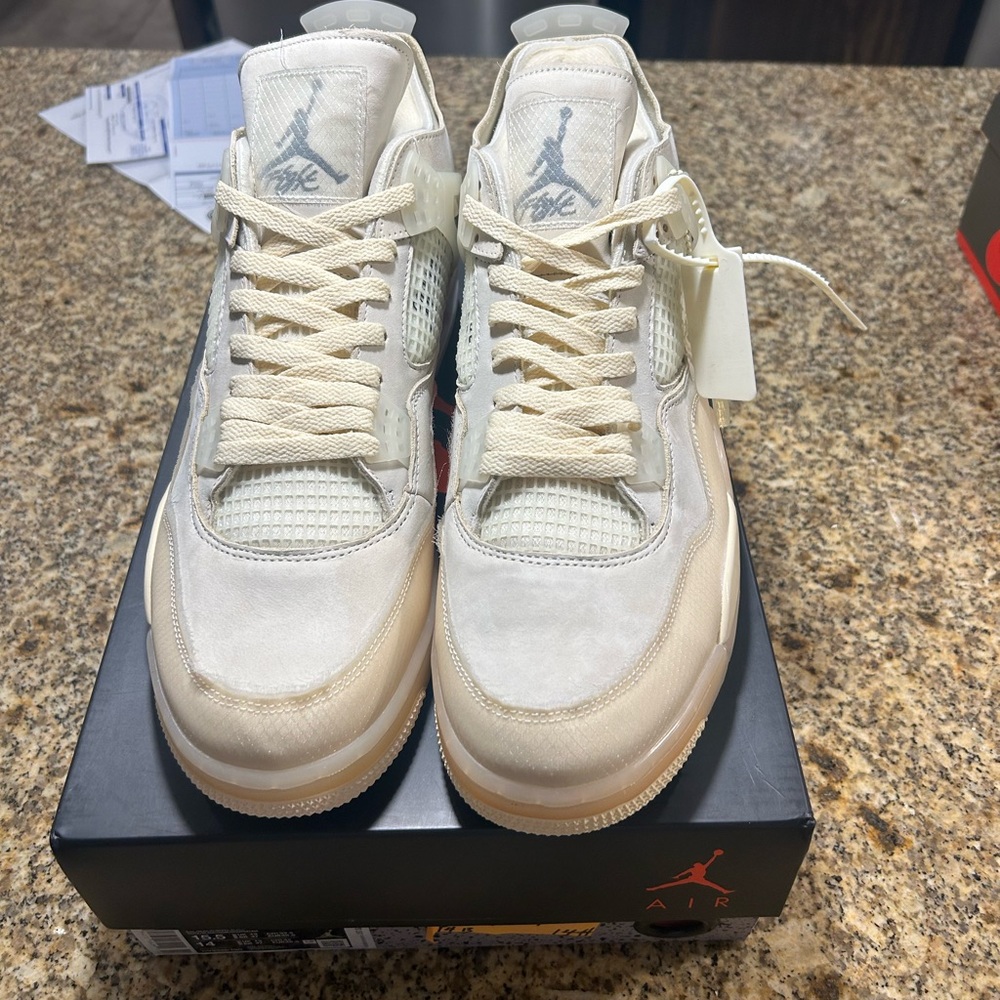 Air jordan 4 off white